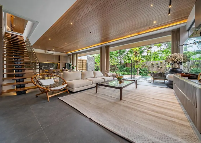 Lila - Family And Group Retreat With Private Pool In Pererenan Villa